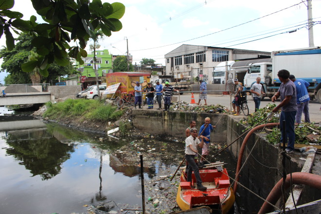 Canal do Sambaiatuba é alvo de força-tarefa
